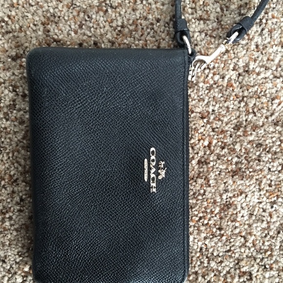 Coach - Picture 1 of 1